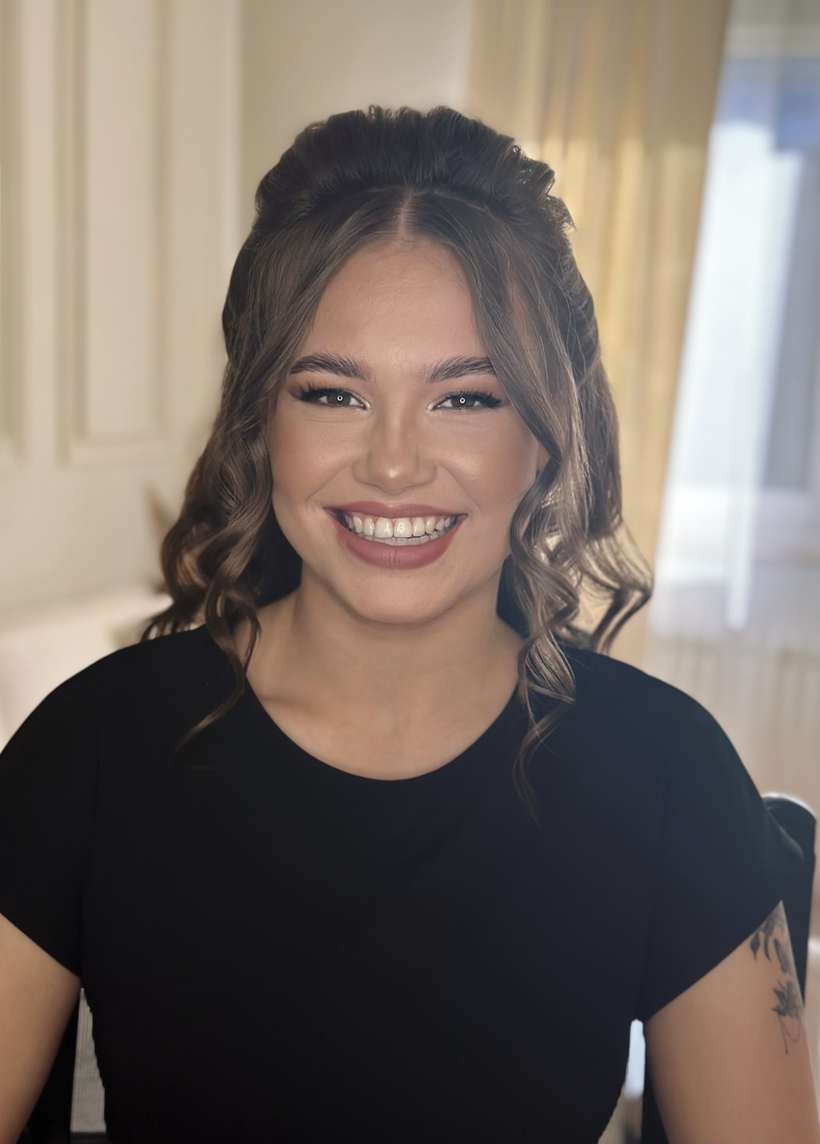 Half-up Glam